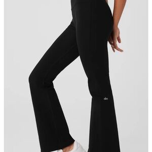 Alo Yoga Flare Leggings